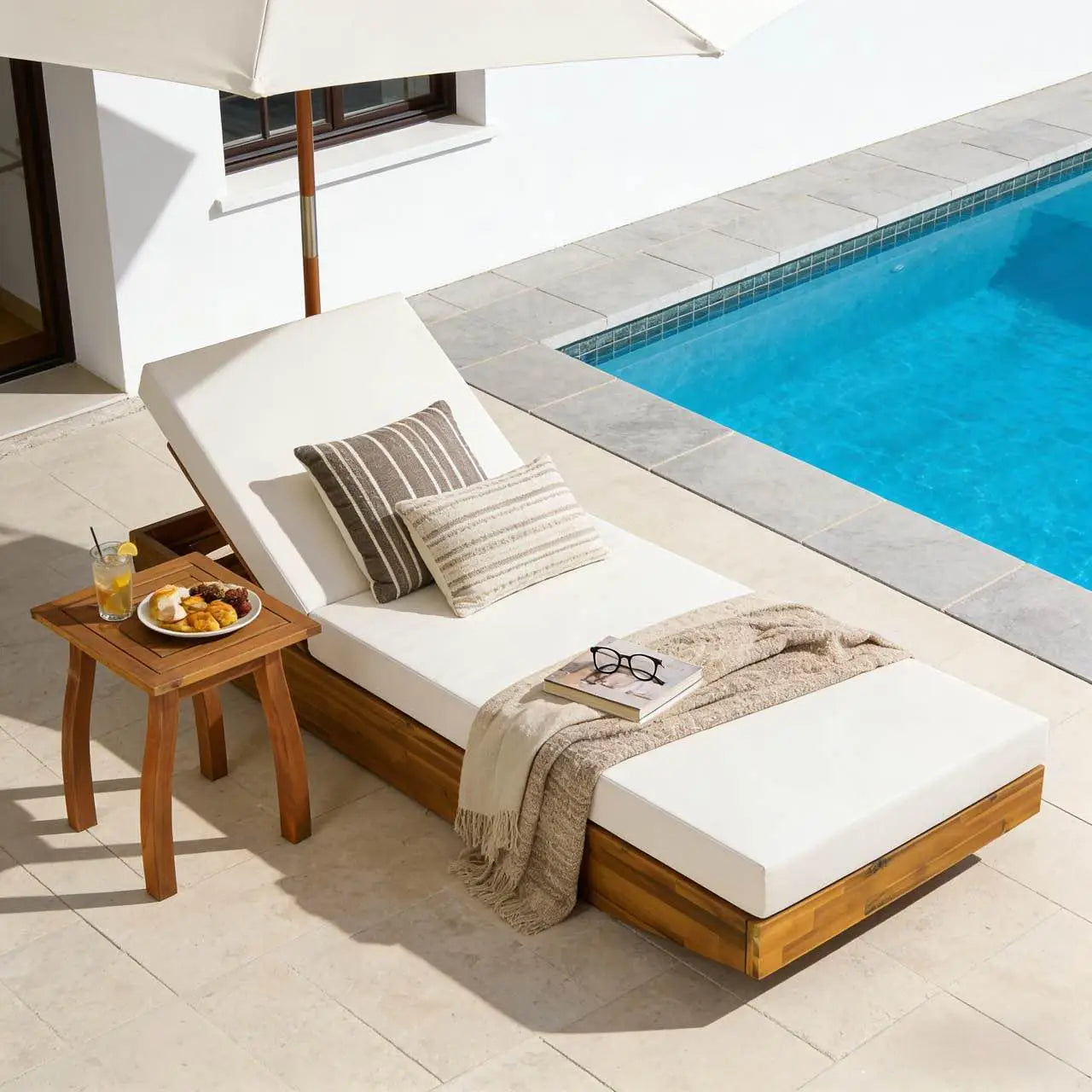 Modern Acacia Wood Chaise Lounge